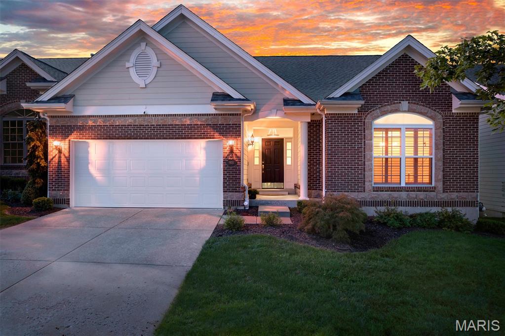 405 Shetland Valley Court Property Photo 1