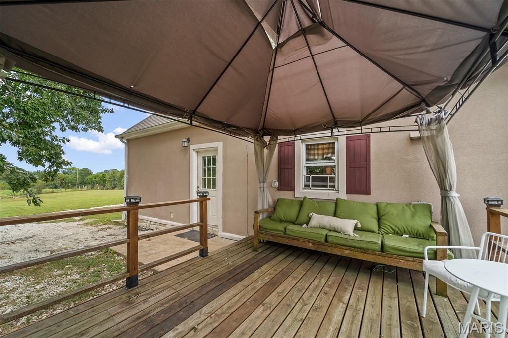 2121 County Road 362 Property Photo 10