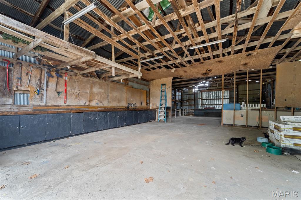2121 County Road 362 Property Photo 15