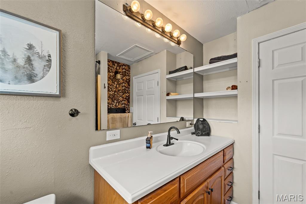 2121 County Road 362 Property Photo 25