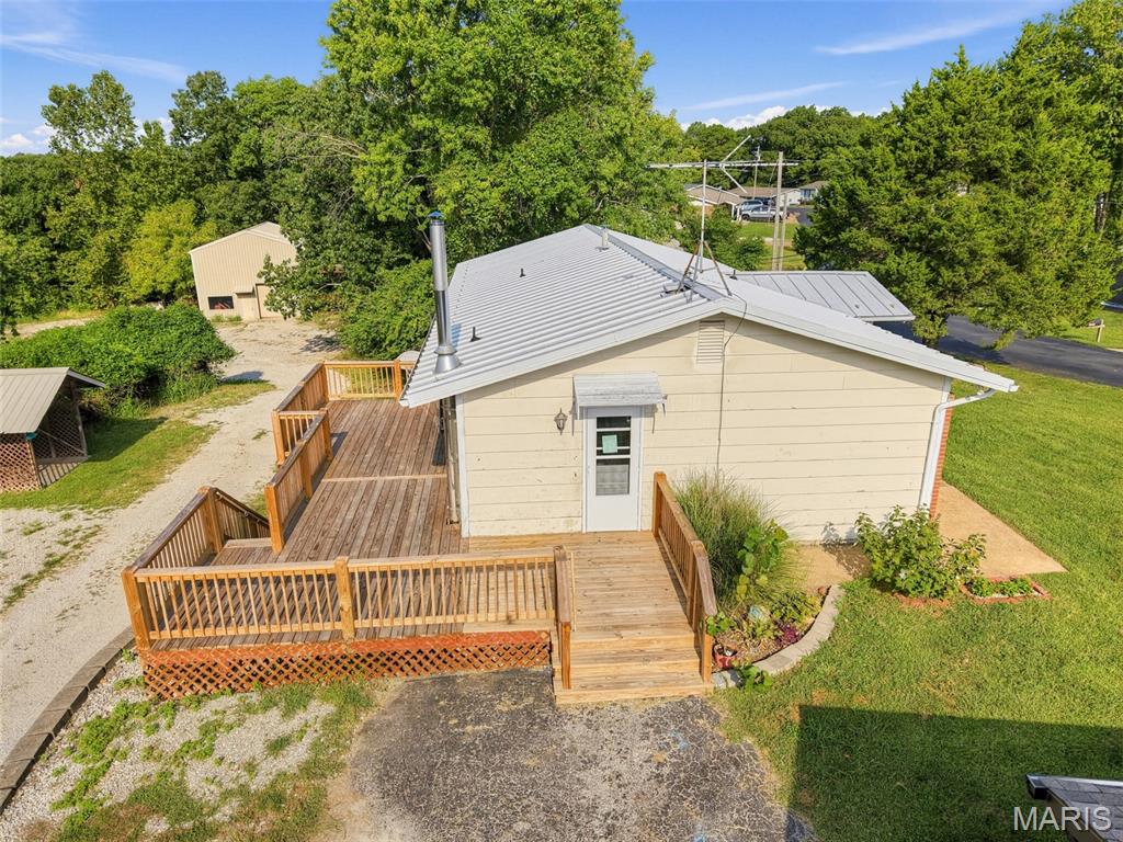 5904 Starlight Drive Property Photo 5