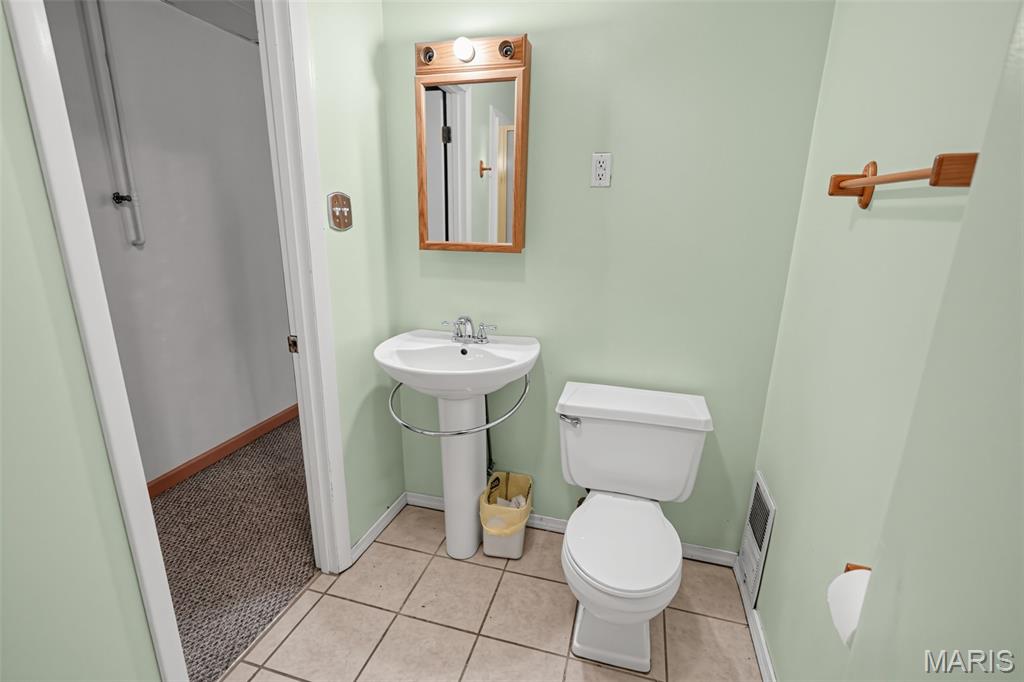 5904 Starlight Drive Property Photo 25