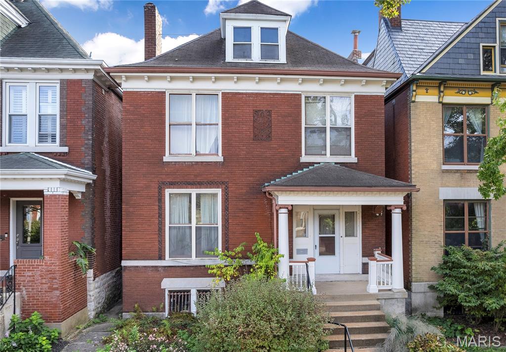 3906 Botanical Avenue