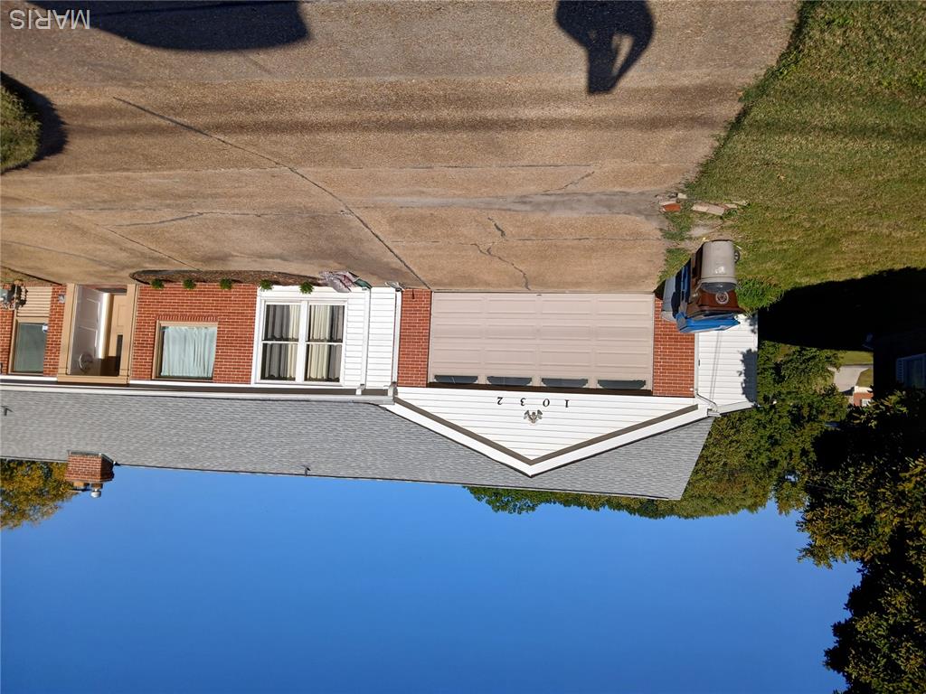 1032 N Florissant Road Property Photo 1