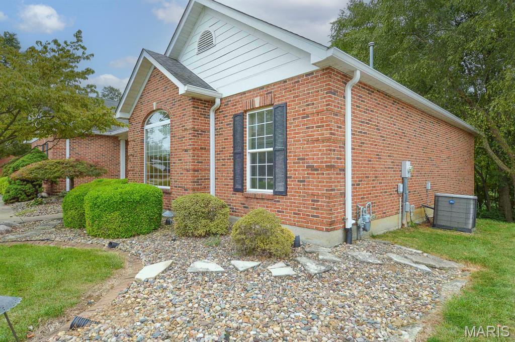 7429 Timberwolf Trail Property Photo 5