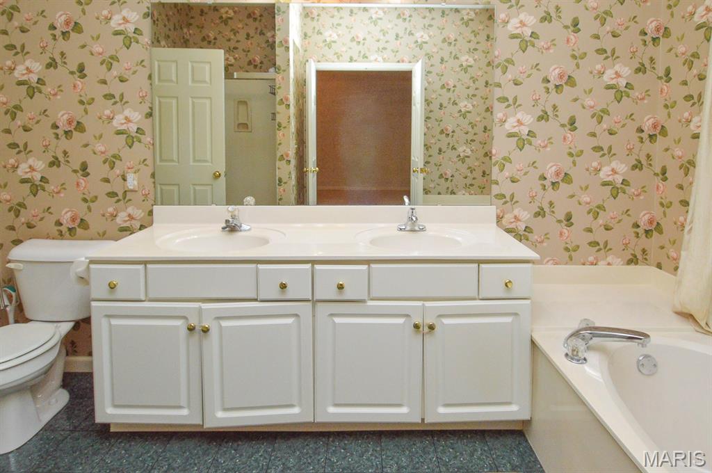 7429 Timberwolf Trail Property Photo 30