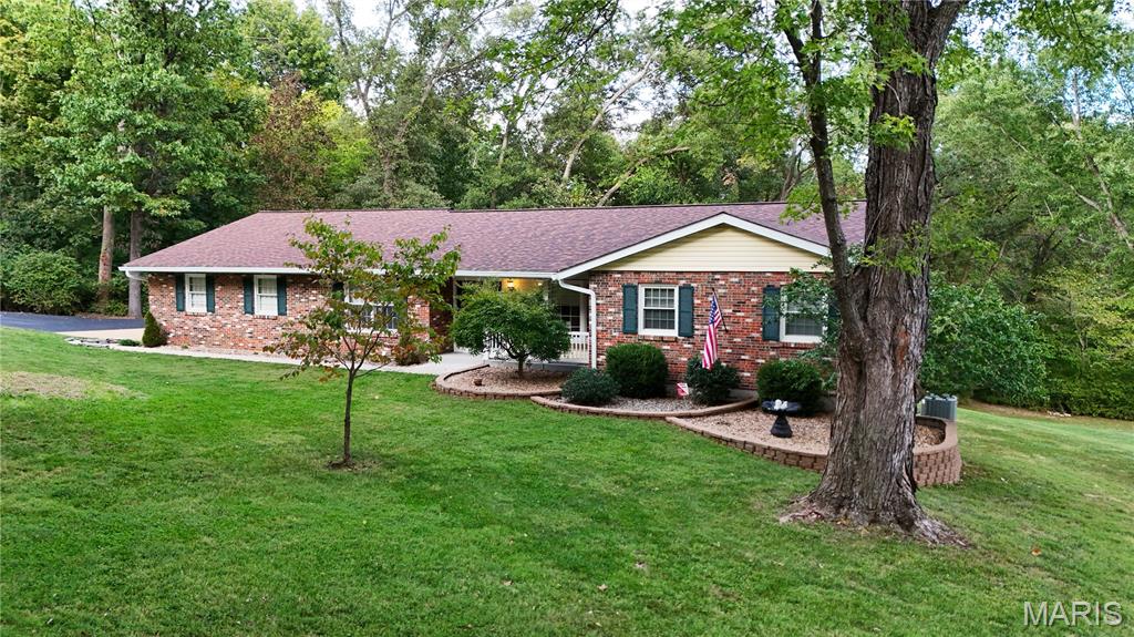 110 Summerset Lane Property Photo 1