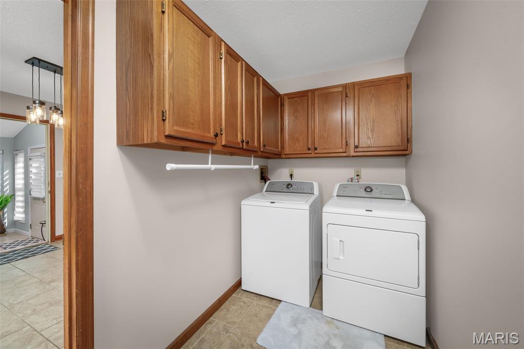 355 Birmingham Drive Property Photo 27