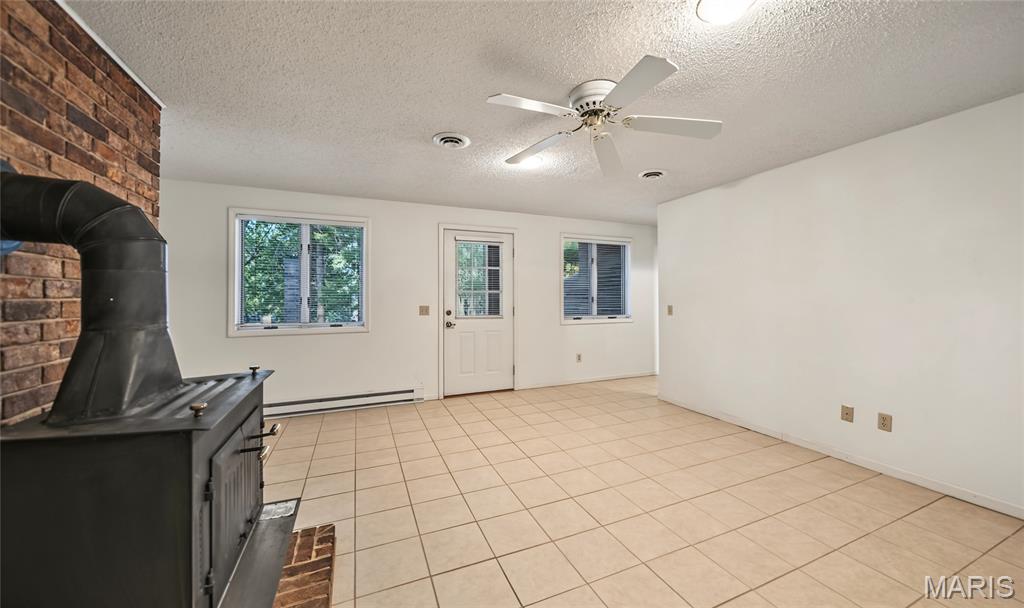 616 Brighton Court Property Photo 28