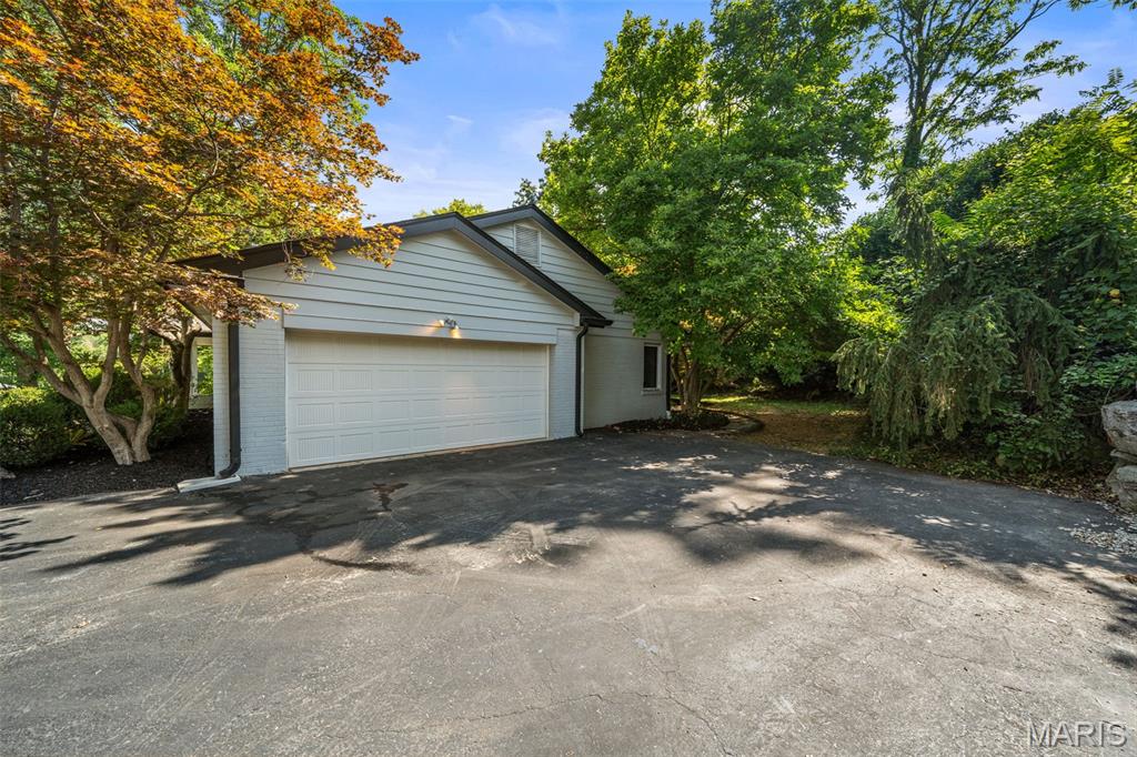 542 White Rose Lane Property Photo 48