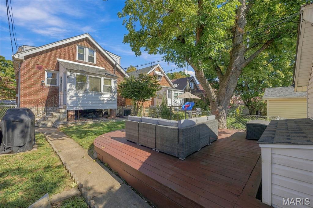 5740 Nottingham Avenue Property Photo 22