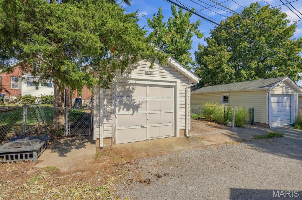 5740 Nottingham Avenue Property Photo 24