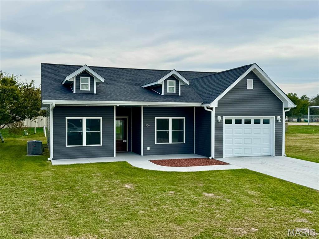 300 Redbud Road Property Photo 1