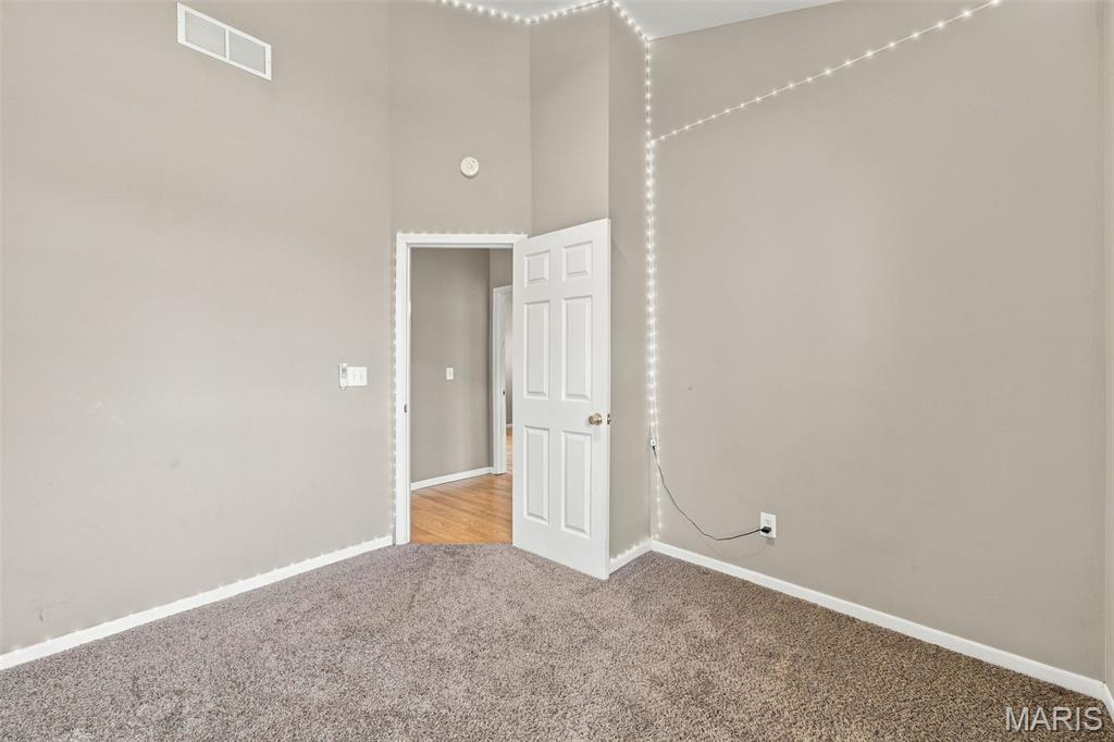 523 W Bottom Avenue Property Photo 31