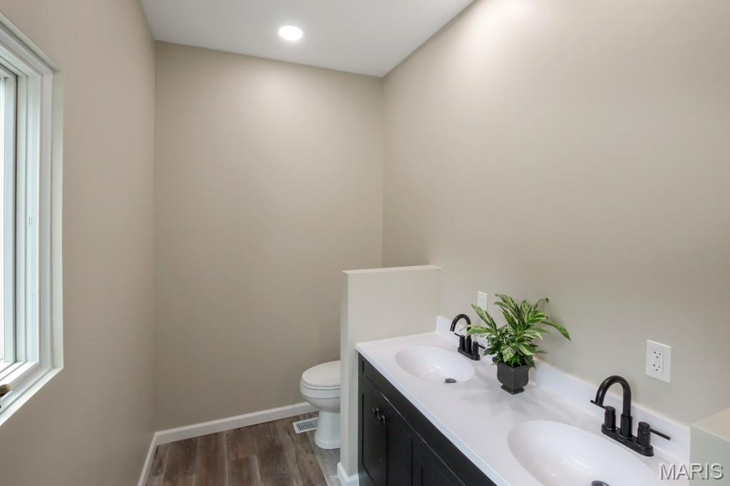 1205 E Stude Lane Property Photo 16