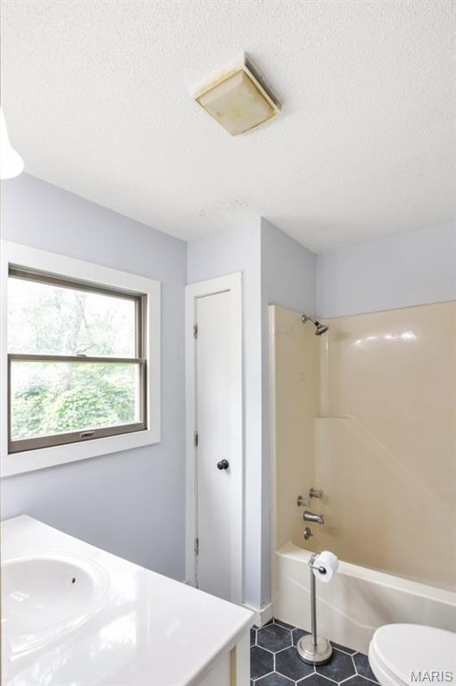 1205 E Stude Lane Property Photo 20
