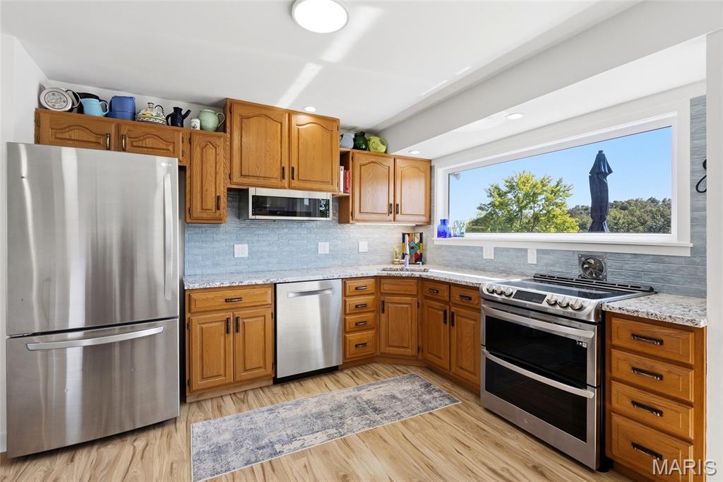 26063075 Property Photo 18