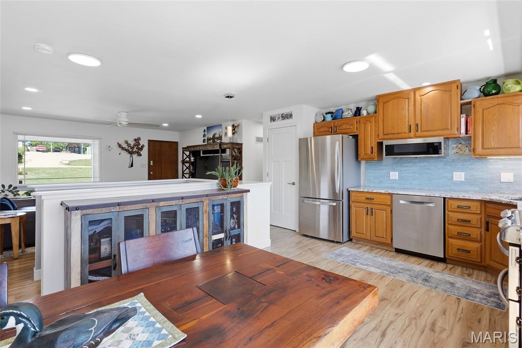 26063075 Property Photo 20