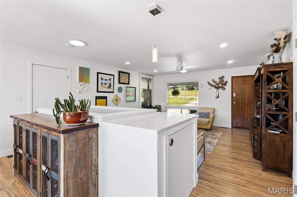 26063075 Property Photo 22