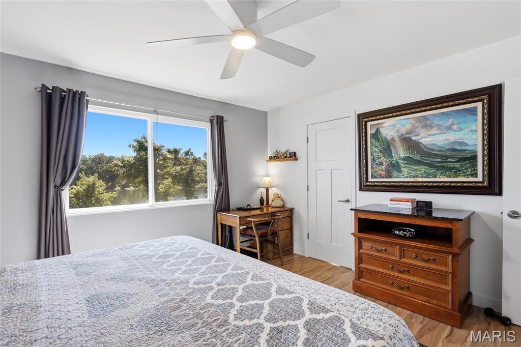26063075 Property Photo 27