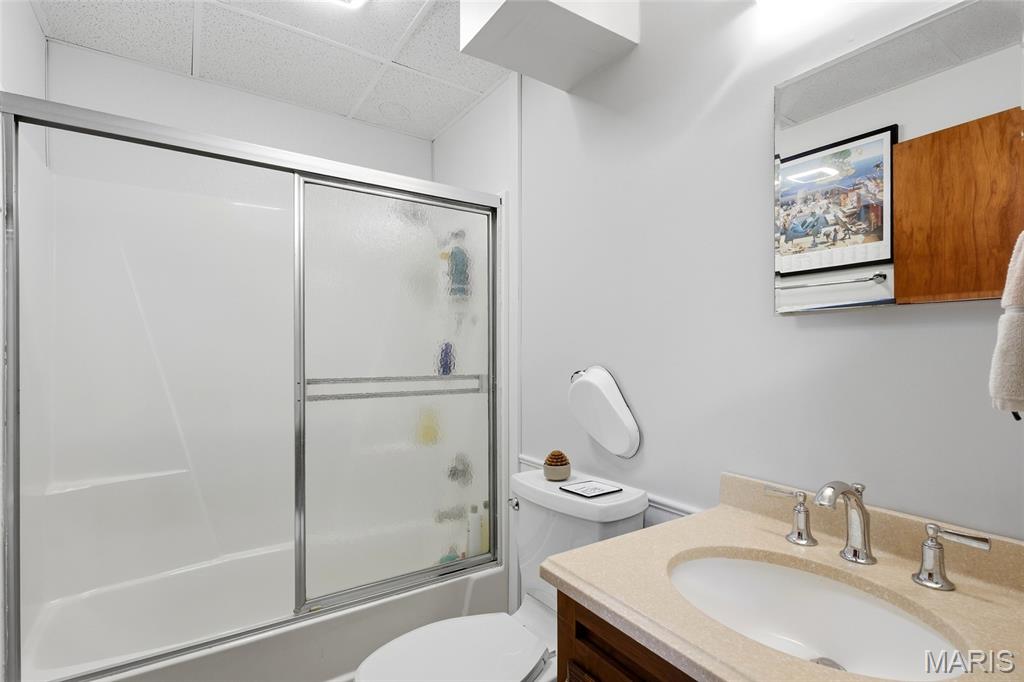 26063075 Property Photo 33