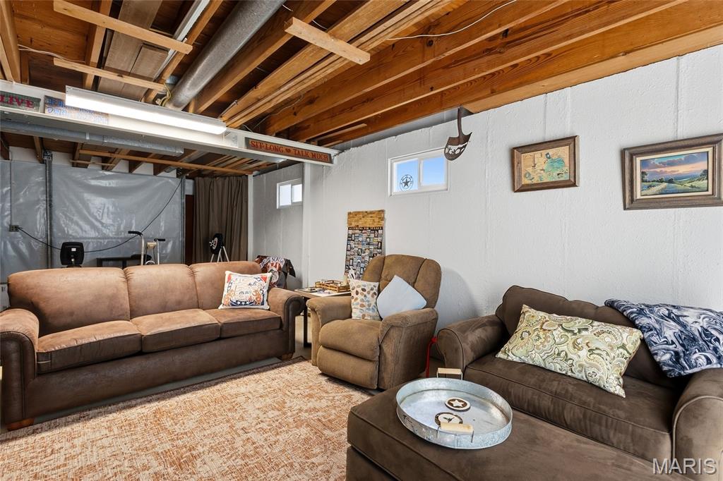 26063075 Property Photo 35