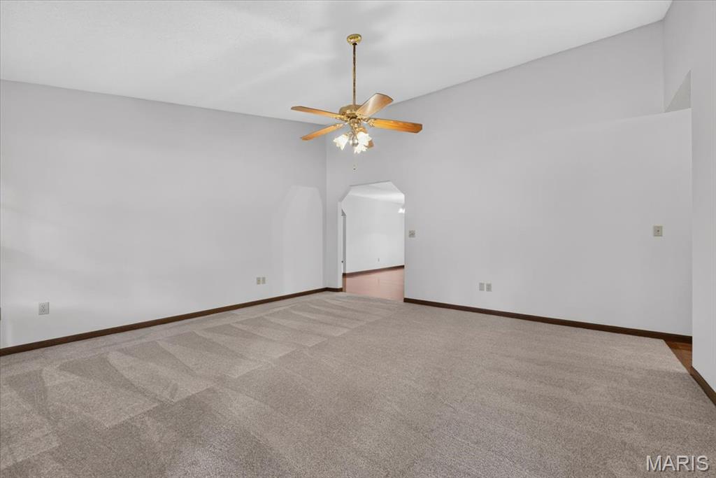 801 Green Haven Drive Property Photo 2