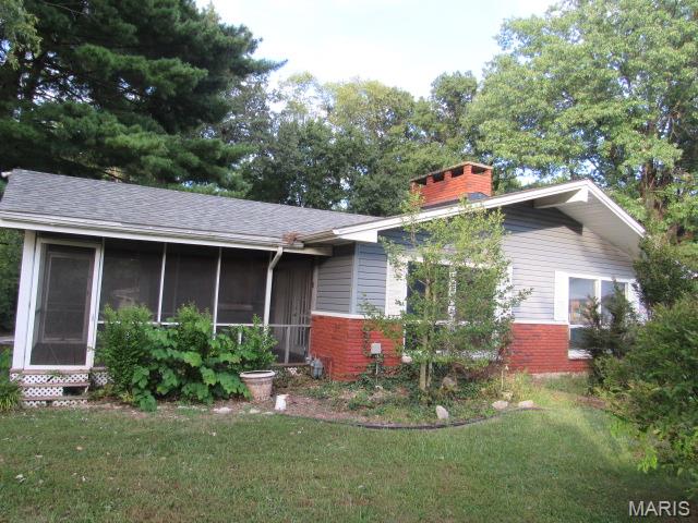201 Whispering Oaks Drive Property Photo 1