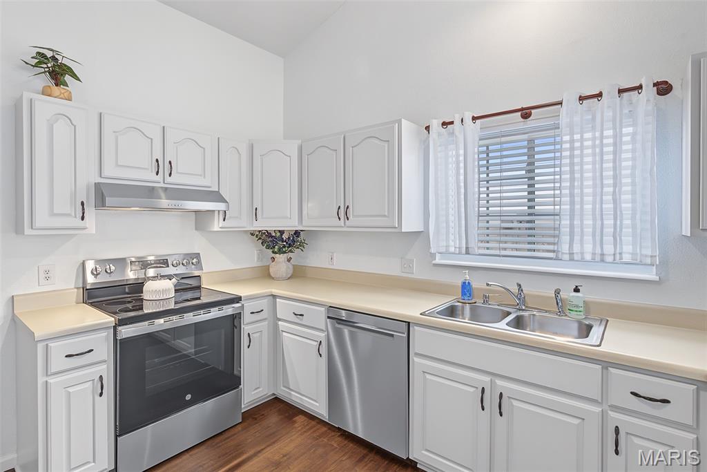 9832 Sand Castle Drive Property Photo 15
