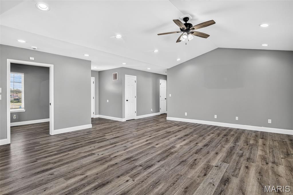 212 Redbud Drive Property Photo 11