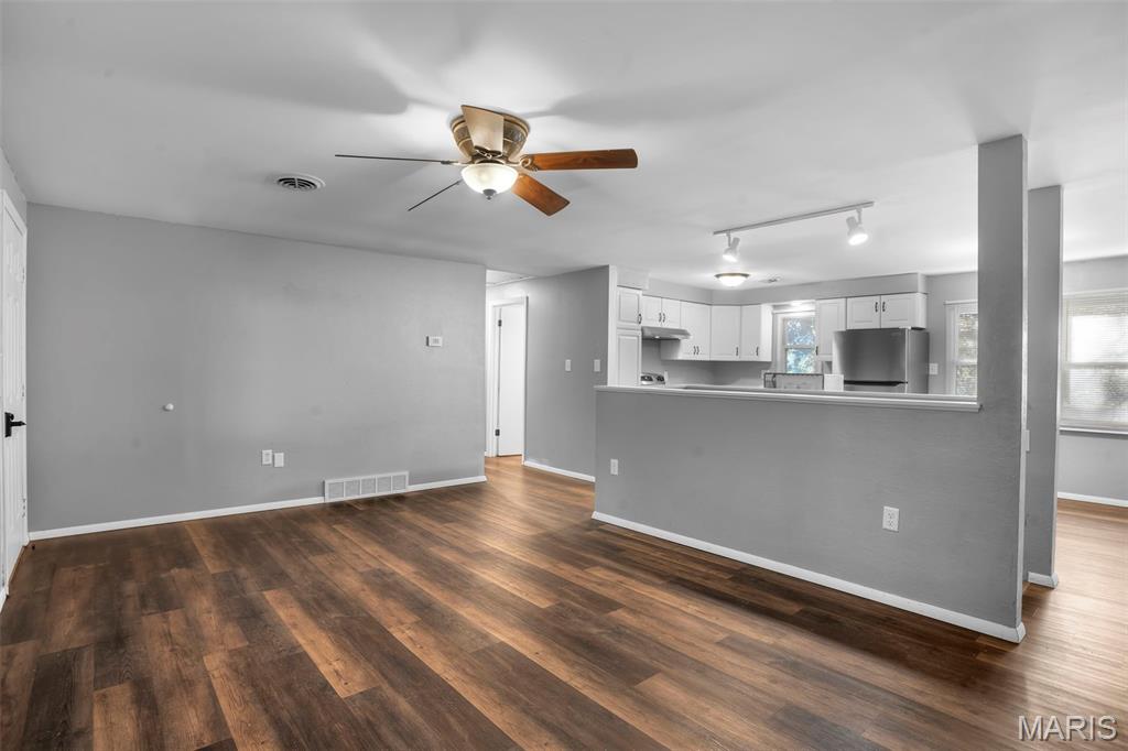 205 S Forester Drive Property Photo 9