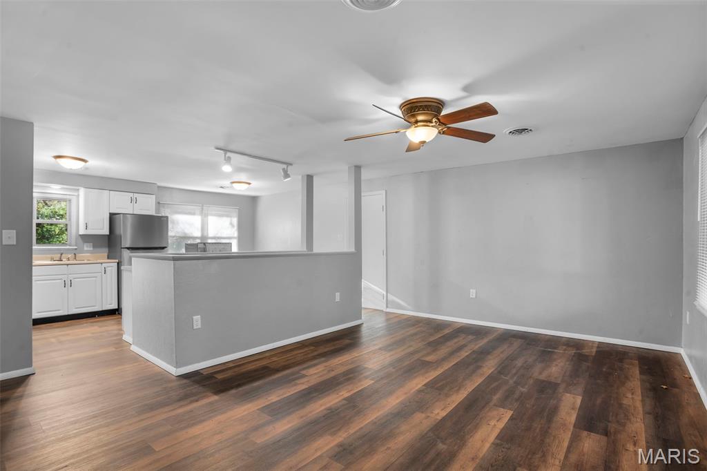 205 S Forester Drive Property Photo 10