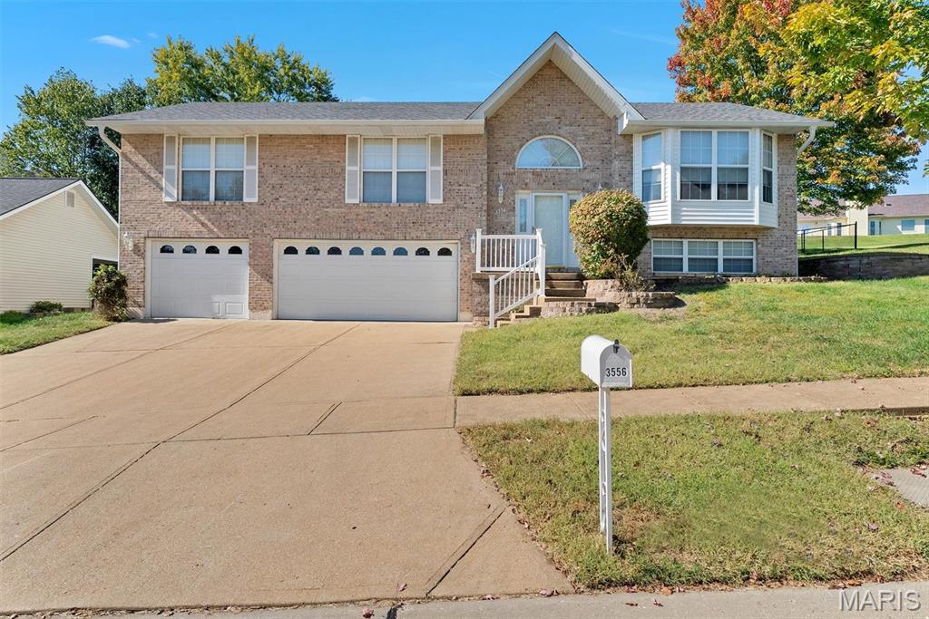 3556 Swan Circle Property Photo 1