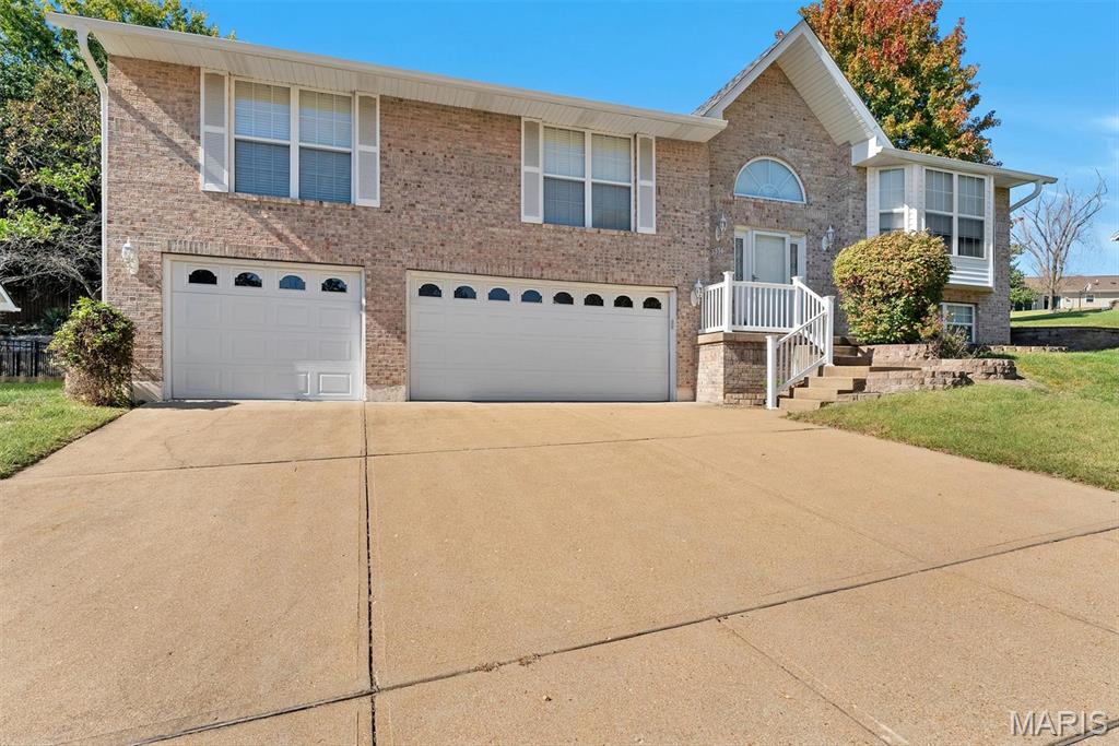 3556 Swan Circle Property Photo 2