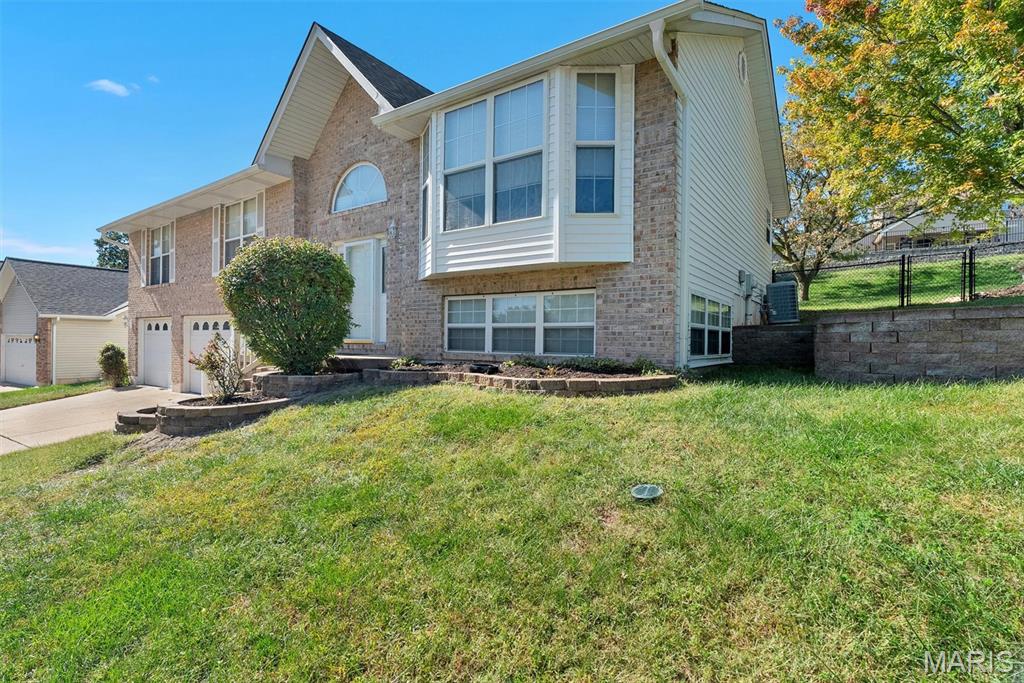 3556 Swan Circle Property Photo 5