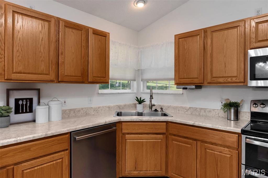 3556 Swan Circle Property Photo 21