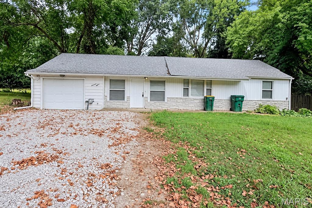 1915 Green Valley Drive Property Photo 1