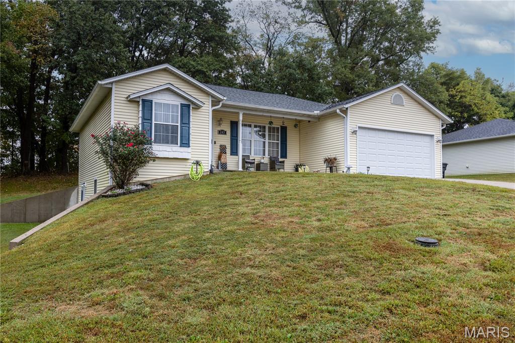 243 Hawks Landing Property Photo 2