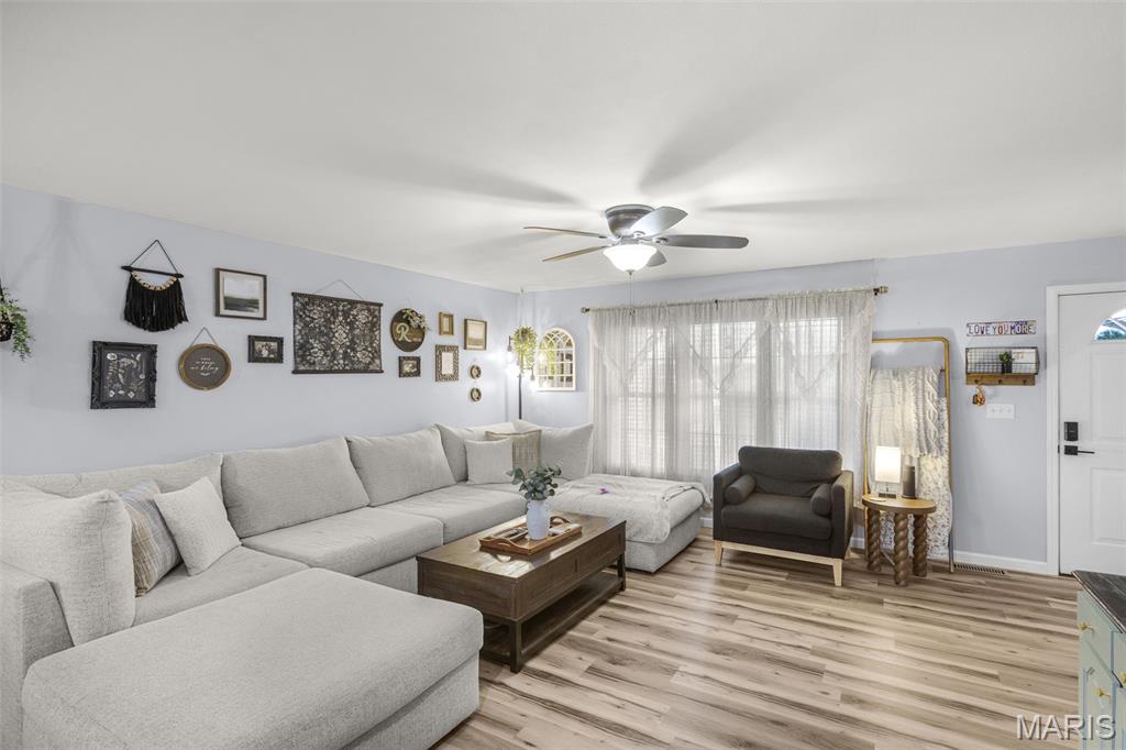 243 Hawks Landing Property Photo 4