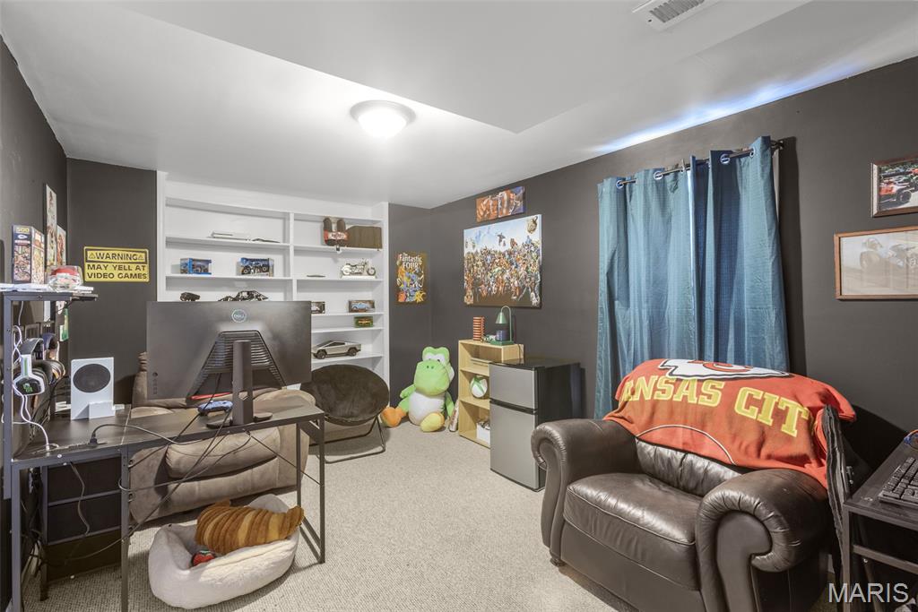 243 Hawks Landing Property Photo 14
