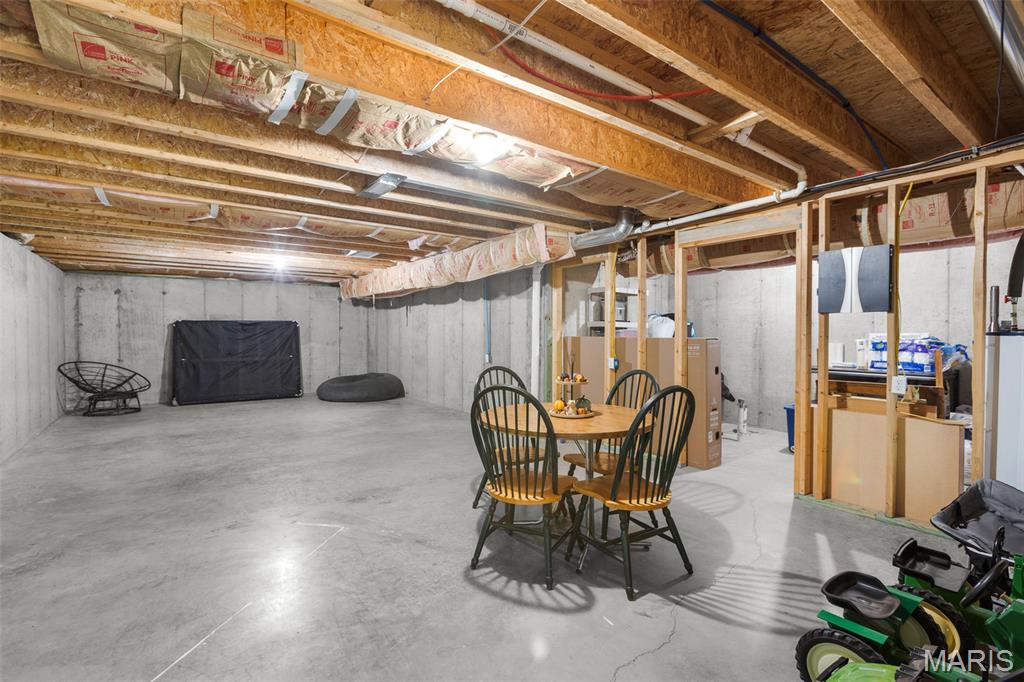 243 Hawks Landing Property Photo 15