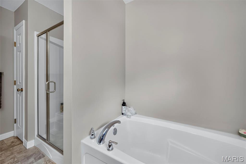 384-386 Shadow Pines Drive Property Photo 53
