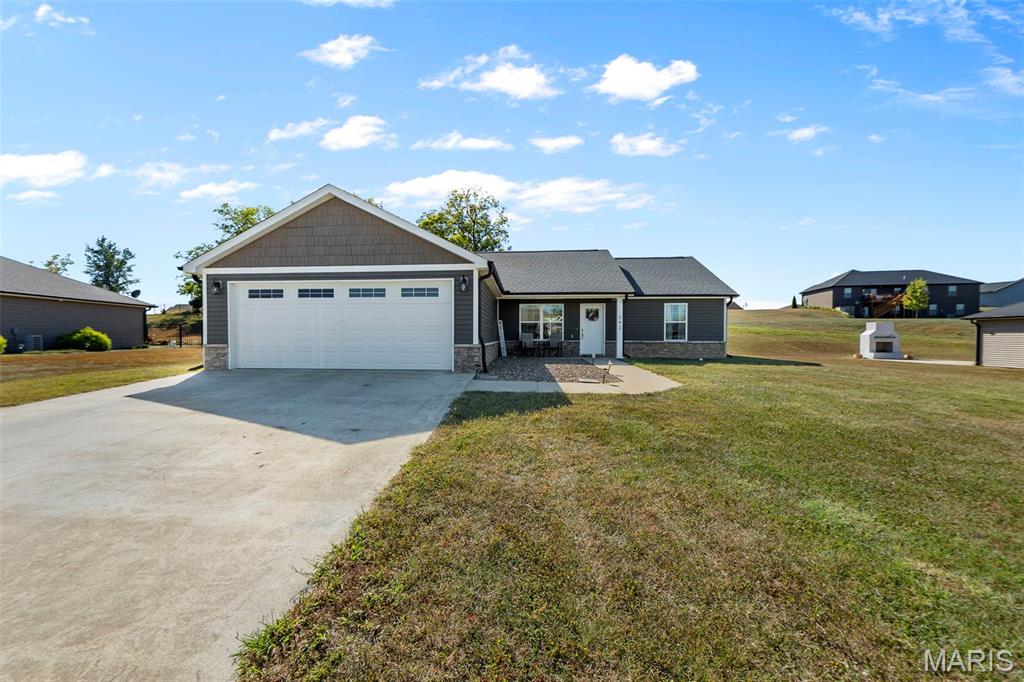 242 Culloden Moore Drive Property Photo 2