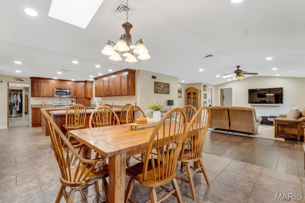 2160 Highway Property Photo 8