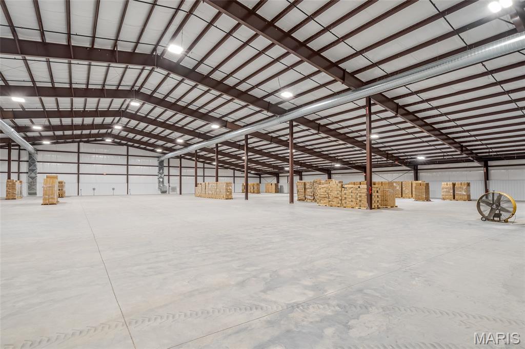 100 Industrial Drive Property Photo 13