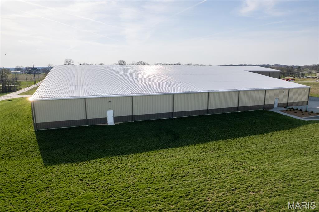 100 Industrial Drive Property Photo 36