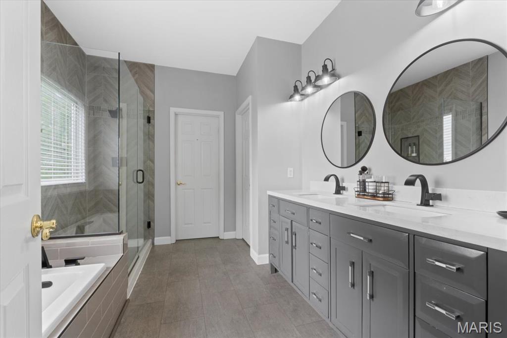 4041 Stonecroft Drive Property Photo 44
