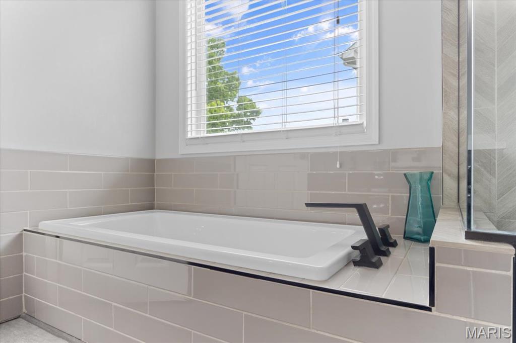 4041 Stonecroft Drive Property Photo 47