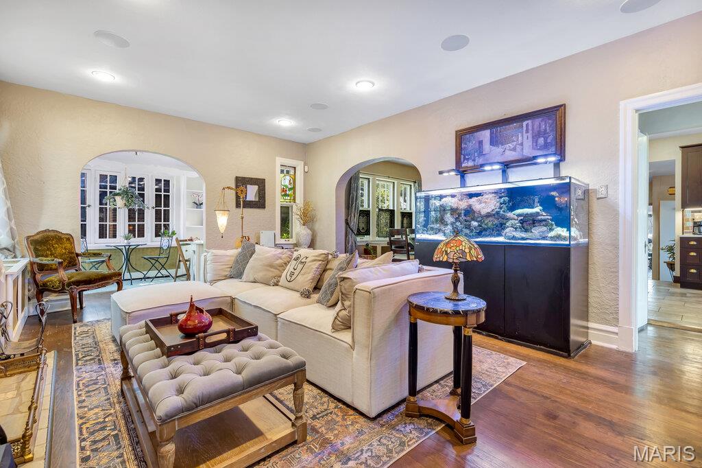 26063227 Property Photo 18