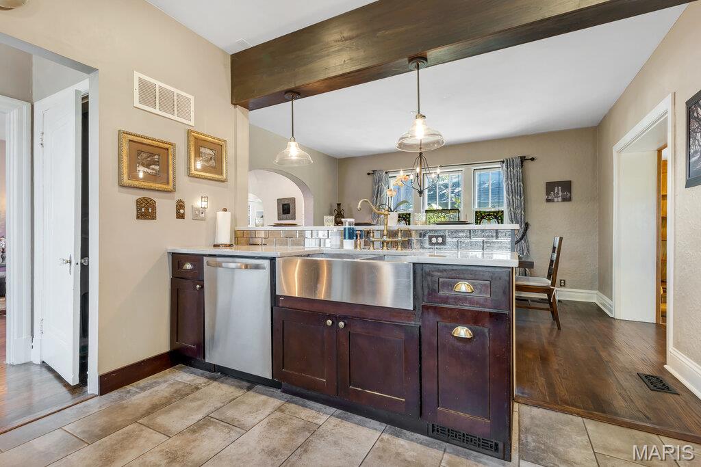 26063227 Property Photo 27